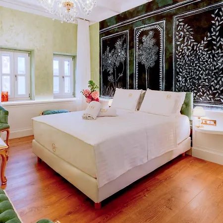 Madame Hortense Boutique Hotel *