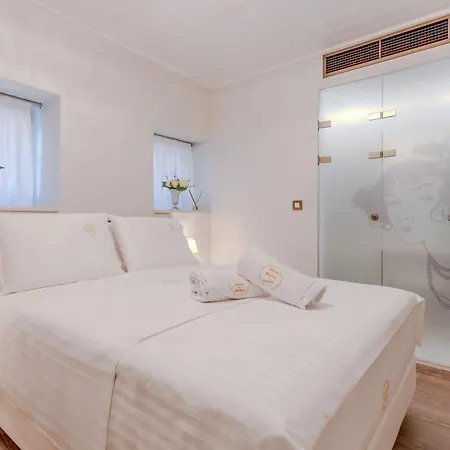Madame Hortense Boutique Hotel *