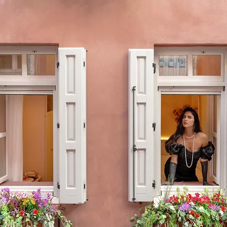 Madame Hortense Boutique Hotel *