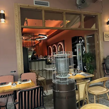 Madame Hortense Boutique Hotel *
